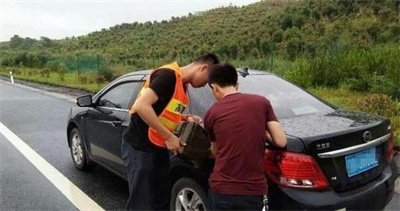 洪山区永福道路救援